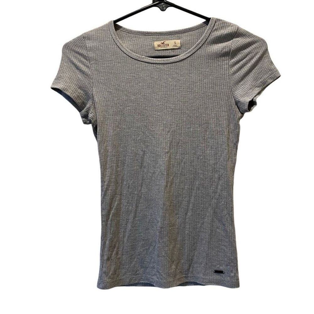 Hollister, Gray Knit Shirt, Juniors Size Small, Excellent Used Condition